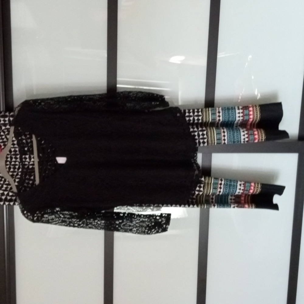 Sunny Leigh pants,Sunny Taylor pants size L with No Boundaries black top XL 15-1